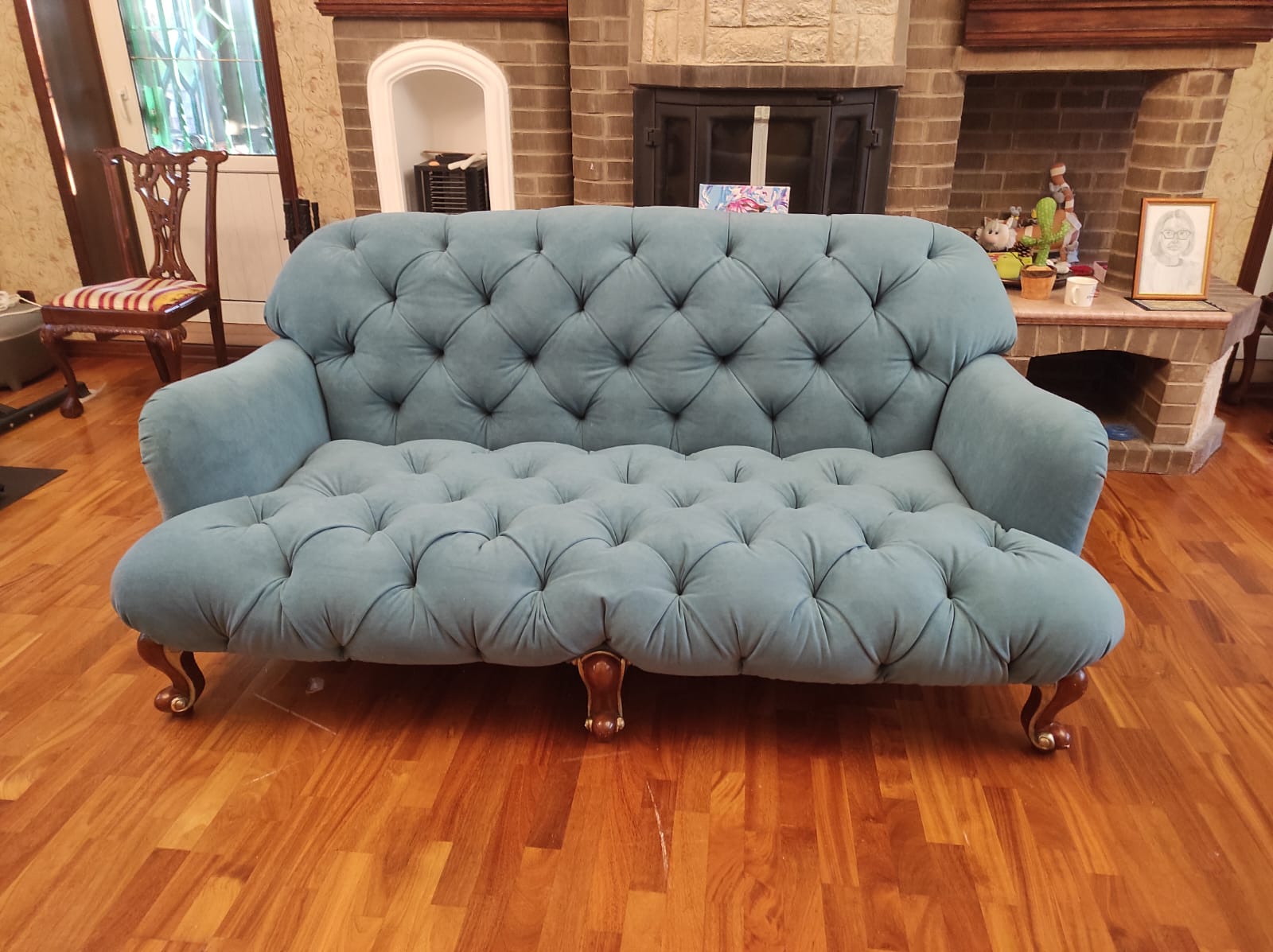 Перетяжка дивана. Таганская